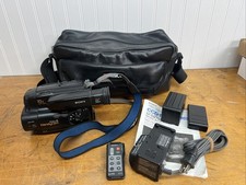 Sony Handycam Video 8 CCD-TR65 Camcorder Camera, Batts, Bag, Remote - Needs Work