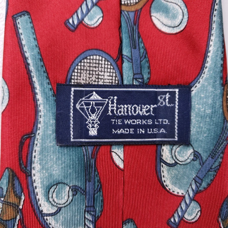 Hanover St Vintage Rojo Tenis Novedad Corbata Raquetas Pelotas Zapatos Hecho en EE. UU. Años 90 Foto 3 de 4