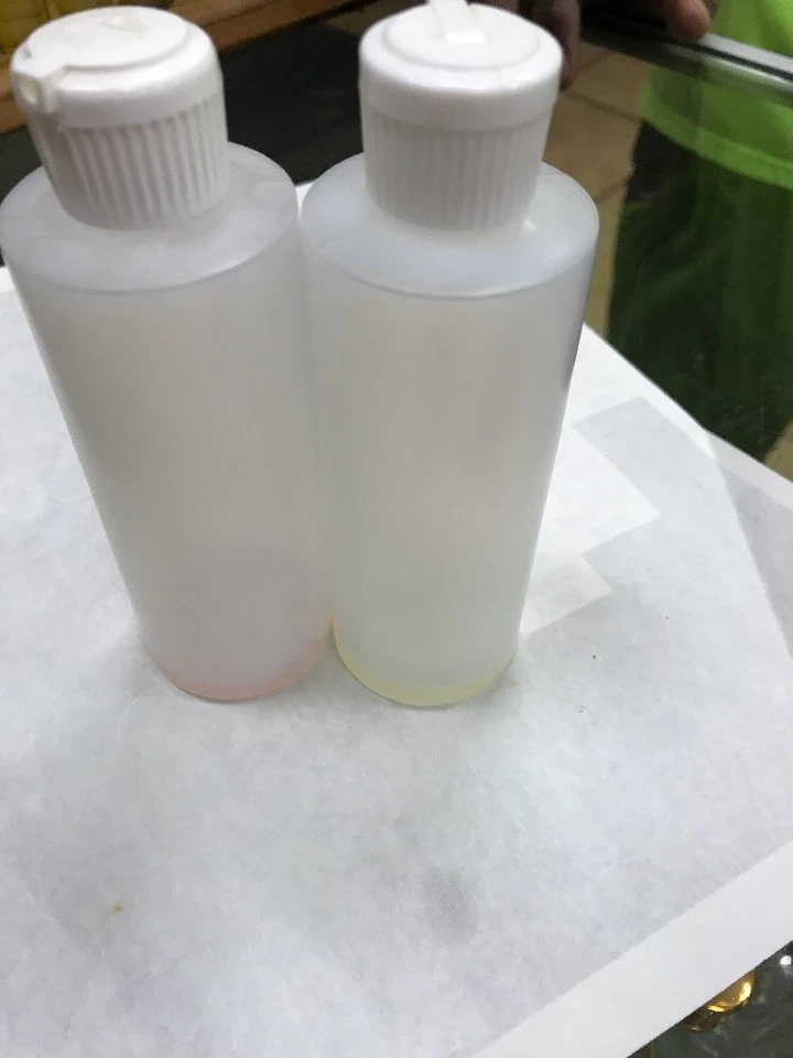 Venta al por mayor 3 botellas de aceite corporal de 4 OZ Foto 2 de 2