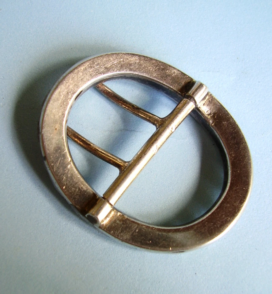 J12 / BOUCLE DE CEINTURE METAL ARGENTE ET PIERRES DU RHIN / XIX° - Photo 2/2