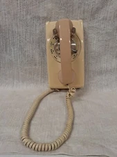 Vintage AT+T  Bell System 554BMP Rotary Dial Wall Telephone Beige