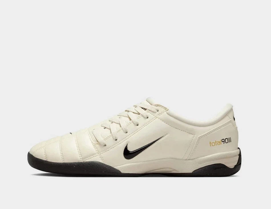 Nike Men's Total 90 Trainers in Light Orewood Brown Shoes
