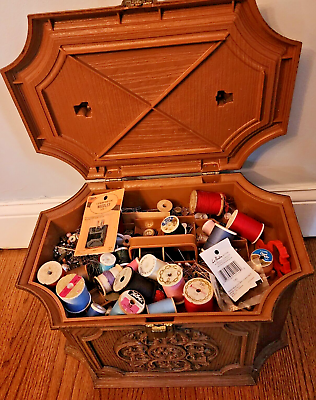 VTG Max Klein MCM Plastic Faux Wood Sewing Box W/Tray SC-2015 VTG Max Klein MCM Plastic Faux Wood Sewing Box W/Tray SC-2015