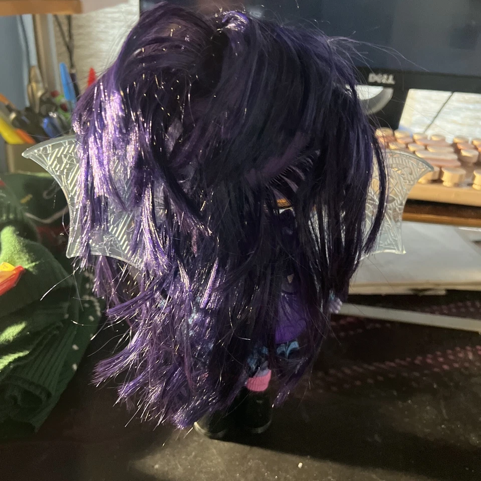 Vampirina Bat-tastic Talking Vee Disney Jr 娃娃 Light Up Wings 二手 — 第 3/4 张图片