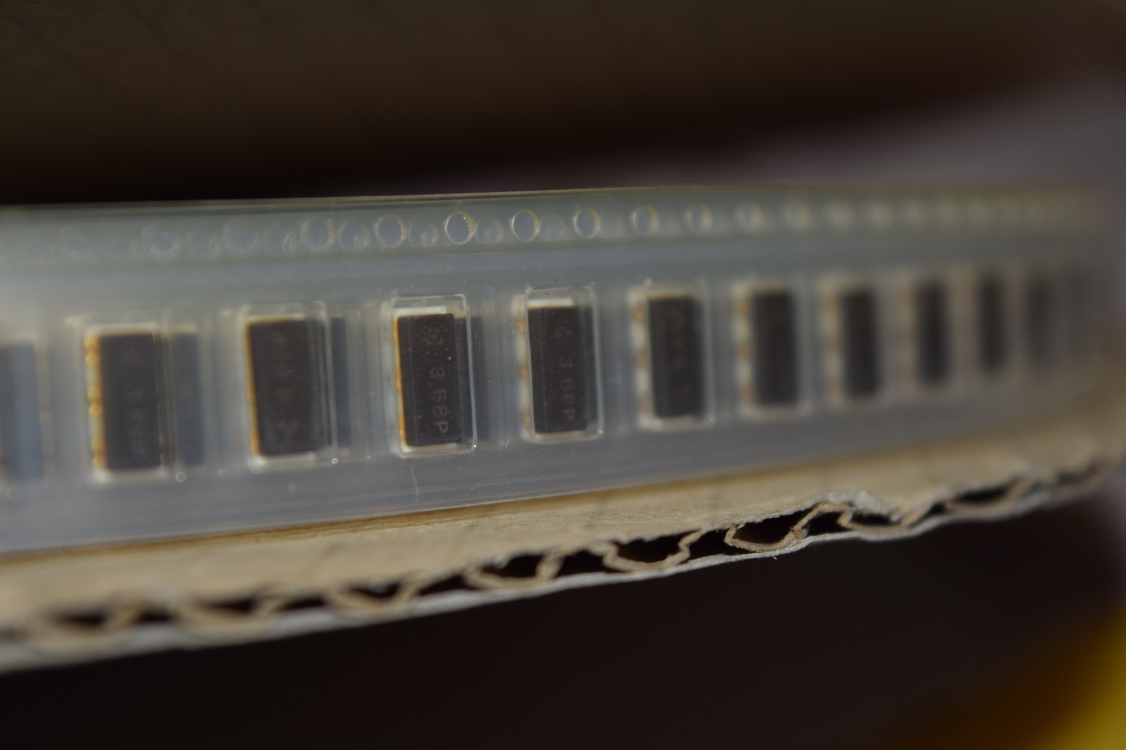 KYOCERA PBRC3.68HR50X000 Ceramic Resonator 3.68MHz ±0.5 New Lot