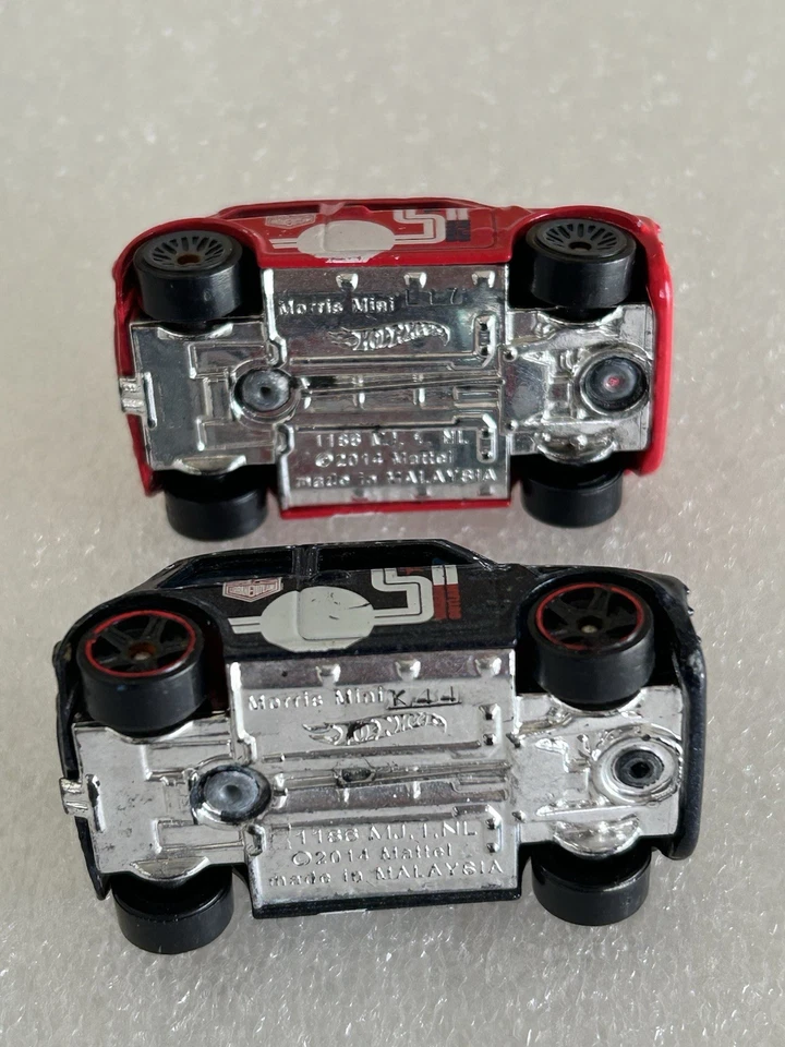 Hot Wheels 2 Morris Mini - Photo 2/4