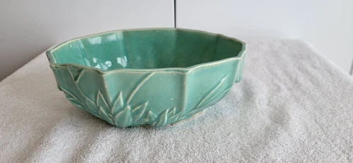 ( 1 ) Vintage Gloss Aqua Planter Lotus Centrepiece Bowl Nelson McCoy Pottery USA