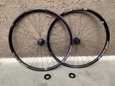 Black Bontrager Race X Lite Tubeless F100/R135mmQR 26” Centerlock Disc Wheelset