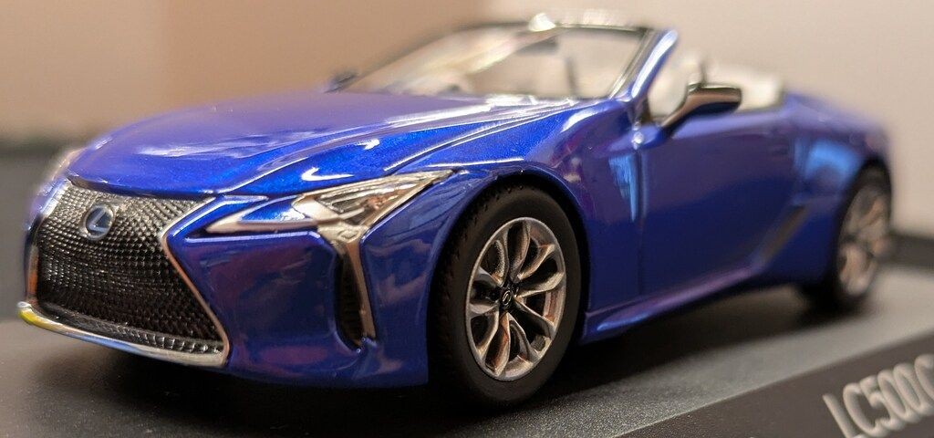 Kyosho 1/43 Lexus LC500 Convertible Structural Blue KS03902B