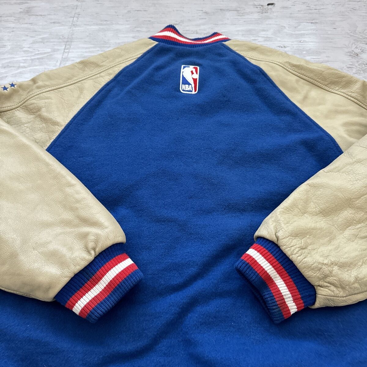 Vintage 90s Nike NBA Philadelphia 76ers Sixers Leather Vintage 90s Nike NBA Philadelphia 76ers Sixers Leather