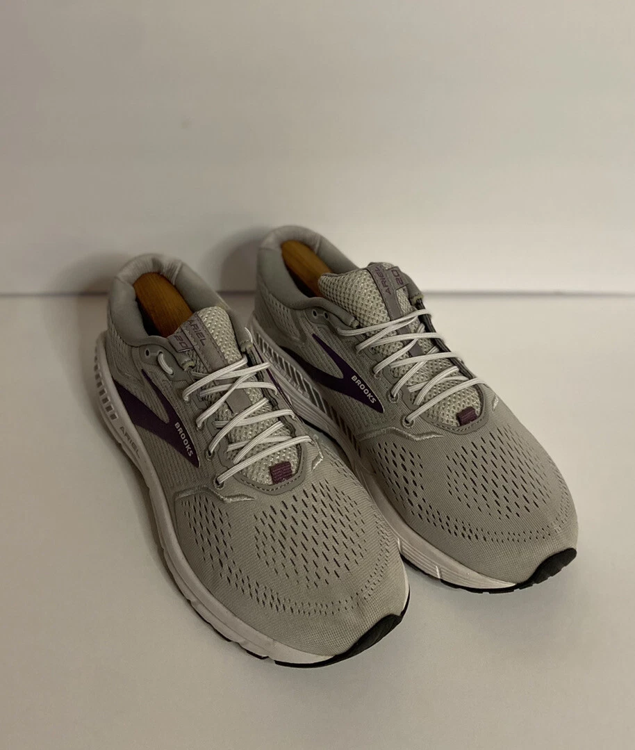 Brooks Ariel 20 Running Shoes Womens Size 10.5 W Wide FW040 eBay