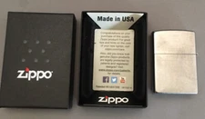 Zippo Windproof Chrome Lighter With Linen Weave Pattern, 28181, Preowned W/Box