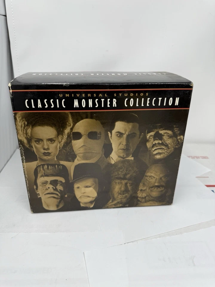 Universal Studios Classic Monster Collection RareVHS Boxset Frankenstein Dracula - Image 2 of 3
