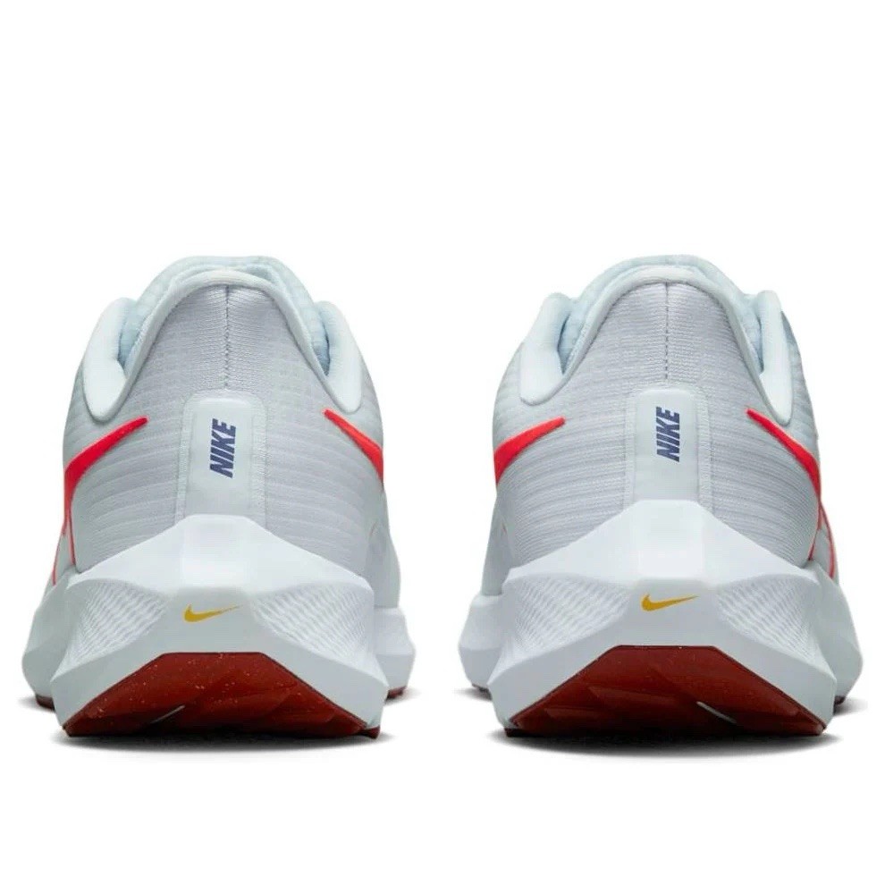 Nike Air Zoom Pegasus 39 Grey Bright Crimson Running Shoes  display picture 3