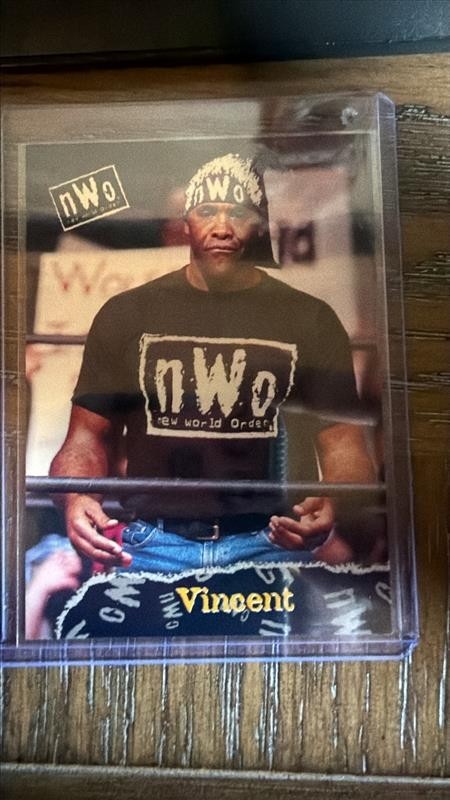 1998 Topps WCW/nWo - Vincent #39