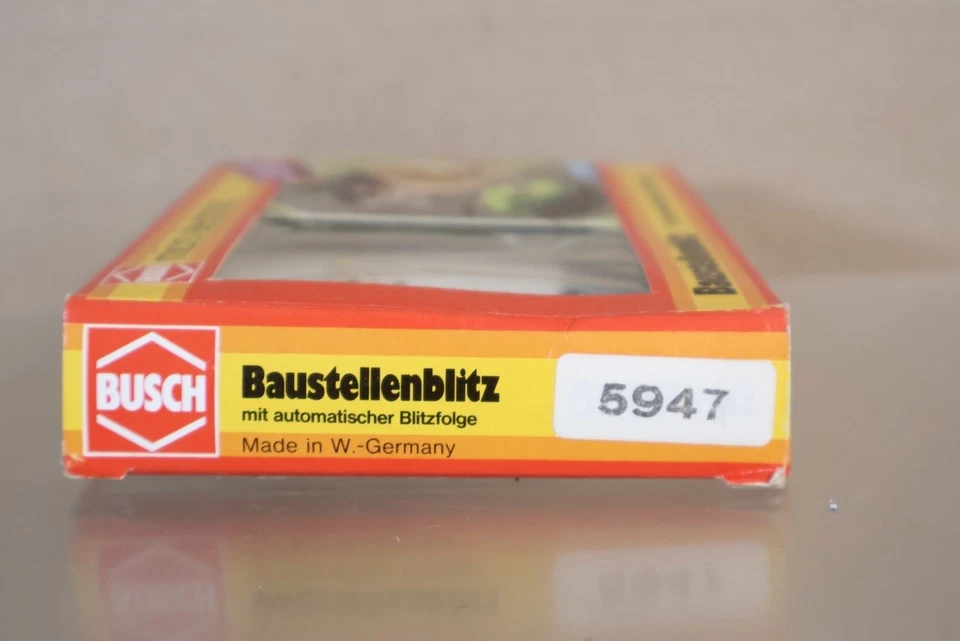 BUSCH 5947 N SCALE FLASHING WARNING LIGHTS KIT for MODEL RAILWAY om - Image 4 of 4