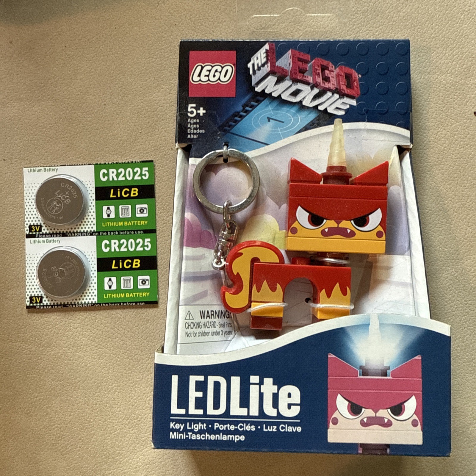 LEGO Movie Angry Kitty Keychain LED Light with Batteries 2014