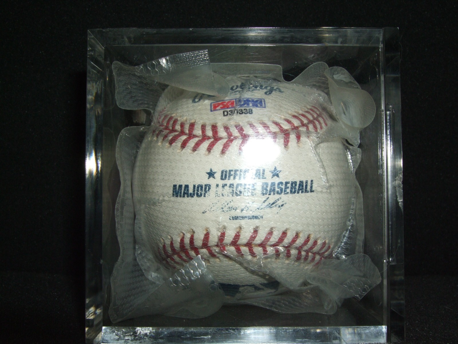 Sally Ride Autographed Baseball PSA/DNA/COA #D30338 NM/MT (2 Missions Inscribed) view 3