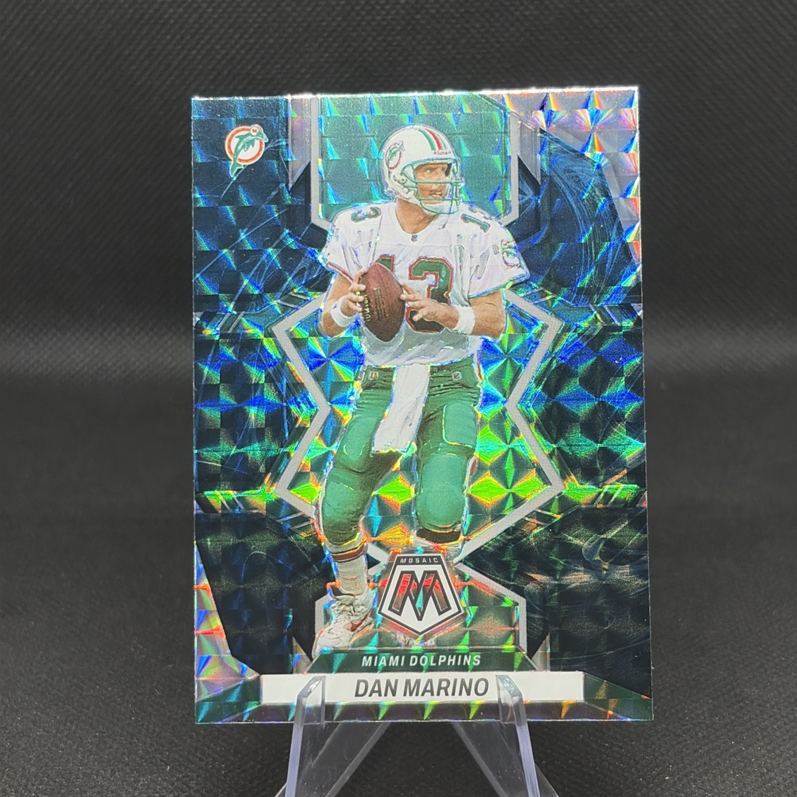 2022 Panini Mosaic Dan Marino #126 Genesis Prizm Case Hit SSP Dolphins