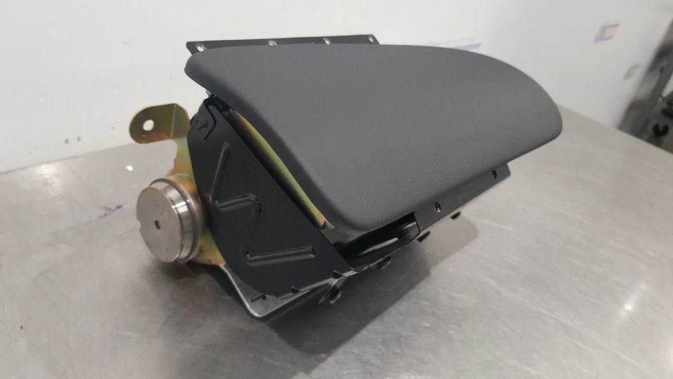 06 PONTIAC GTO DASH SRS WITH COVER FRONT RIGHT PASSENGER BLACK 92156136 Foto 4 de 4