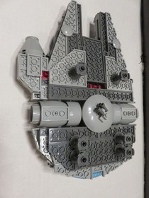 LEGO Star Wars Midi-size Millenium Falcon (Set 7778)