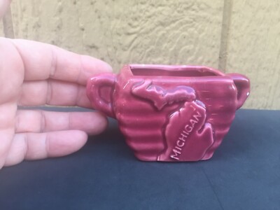 Ceramic Sugar Bowl / Planter Souvenir Michigan Maroon Red Relief Map 4 3/4''x2'' t