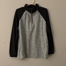 Old Navy Active Breathe On Boys Pullover 1/4 Zip Small 6-7 Grey w/Black Sleeves