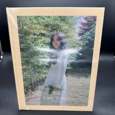 TWICE Yes, I am Tzuyu. 1st Photobook Peach ver. Photo Album Collection Sealed.