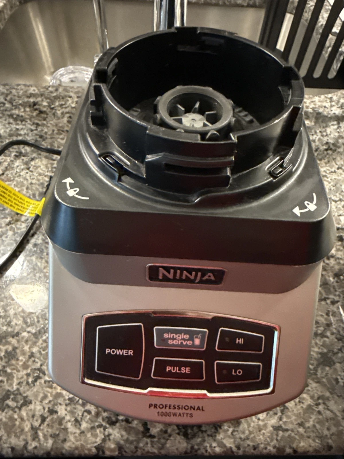 Ninja Professional 1000W (Blender Motor Base Only) Tested and Working