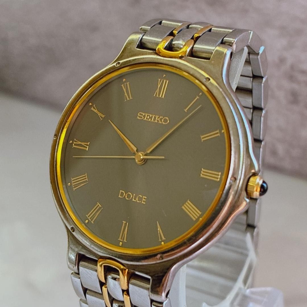 DOLCE Roman SEIKO SEIKO Gray Dial Quartz - VintageWatches.PK DOLCE Roman SEIKO SEIKO Gray Dial Quartz - vintagewatches.pk