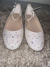Betsy Johnson Pearl Ballet Flats with Ankle Strap Size 8.5