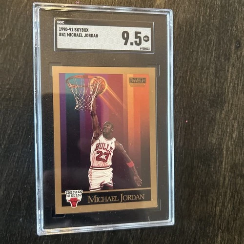 1990-91 Skybox #41 Michael Jordan Chicago Bulls HOF SGC 9.5 MT+ Classic Card