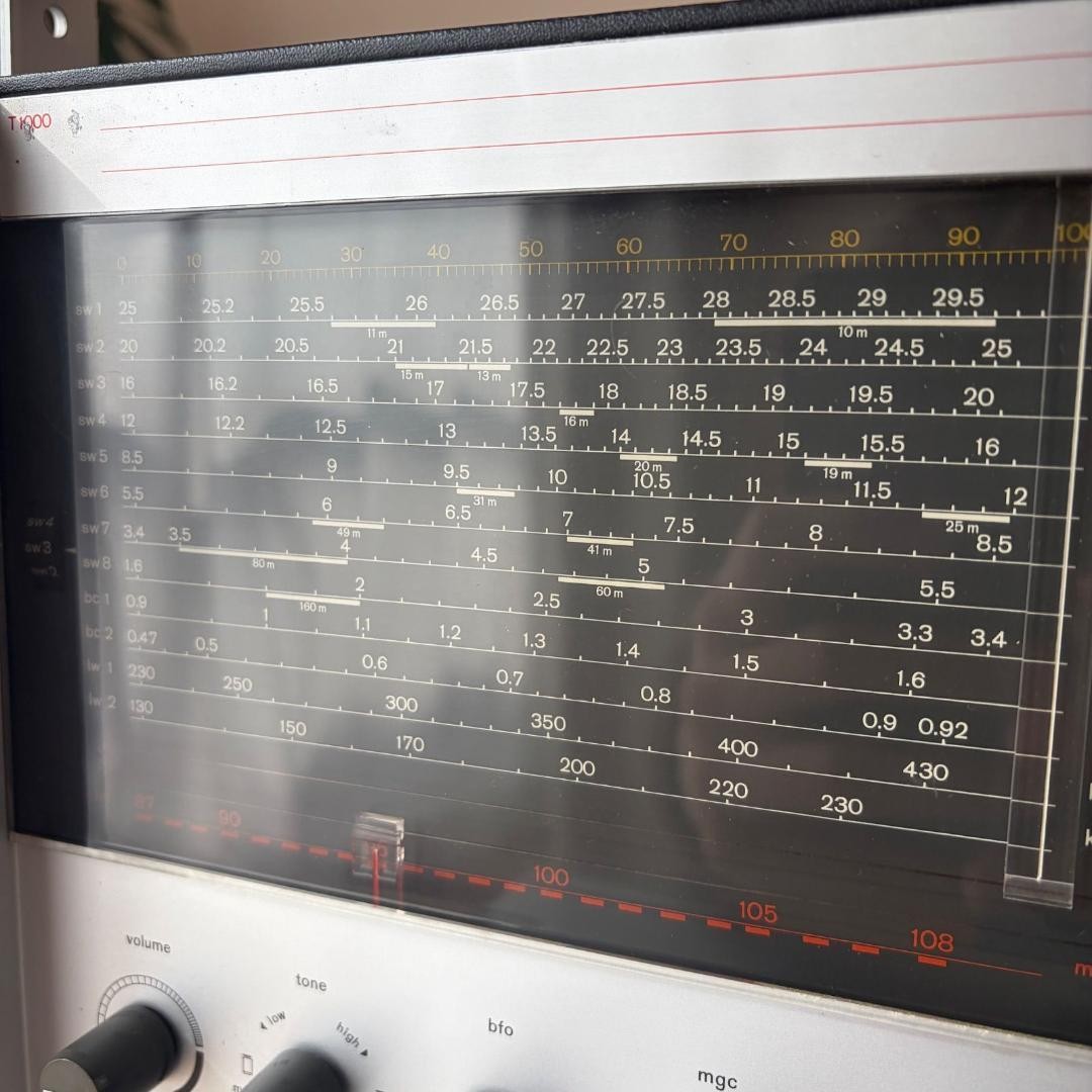 BRAUN T1000 ラジオ ブラウン Dieter Rams MoMA収蔵 Dieter Rams | Braun T 1000 radio (1963) | Art & Prints | Artsy