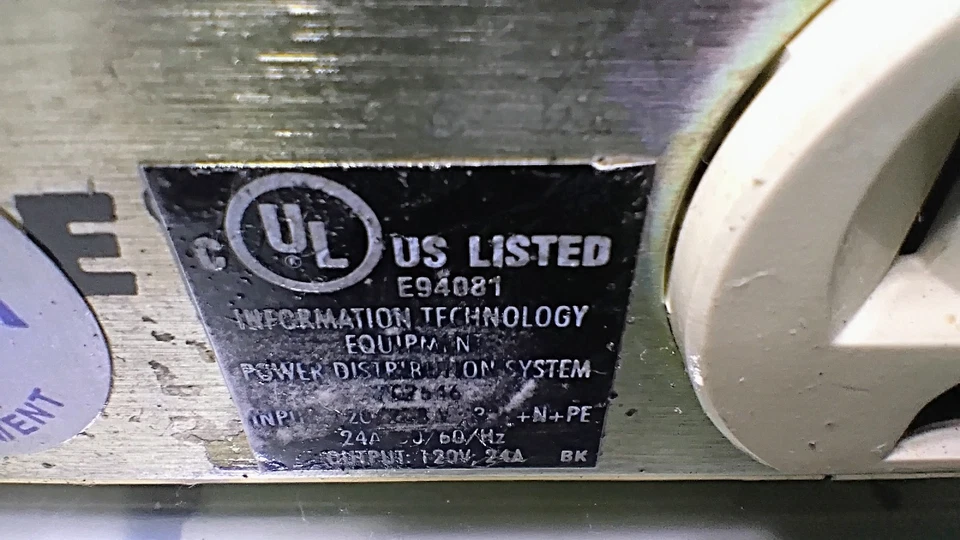 Pulizzi PC2646 Power Controller 120/208vac 3 Ph XYZ 5 Wire Input 24A Output - Image 4 of 4