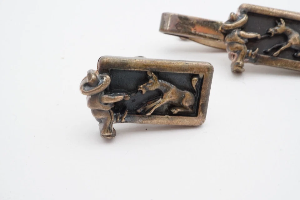 Vintage Hickok Cufflinks Tie Bar Set Silver Tone Donkey - Image 2 of 4