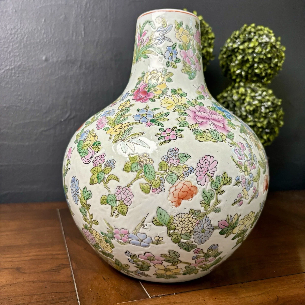 Vintage Chinese Export Vase Famille Rose Floral Pink Blue Green Yellow LARGE 11"