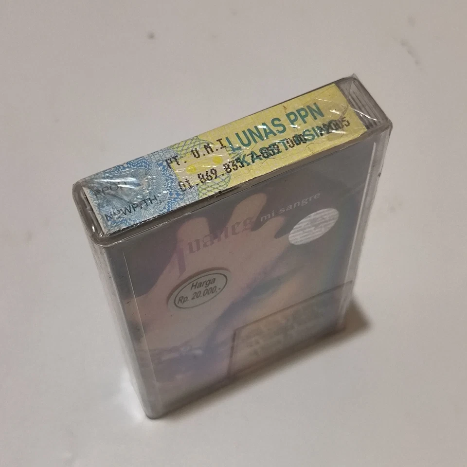 Juanes – Mi Sangre 2004 - original indonesia tapes brand new - Image 4 of 4