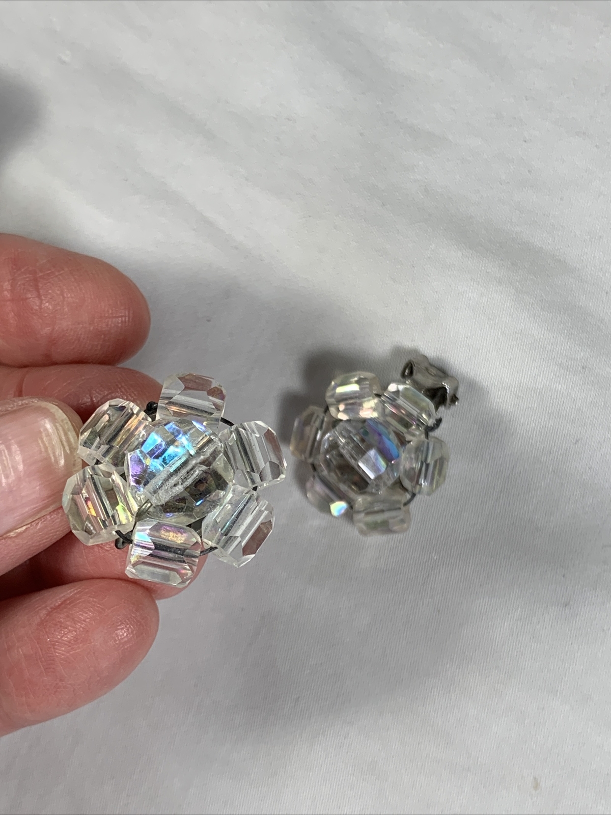 VTG Aurora Borealis Clear Plastic ClipOn Earrings Gem