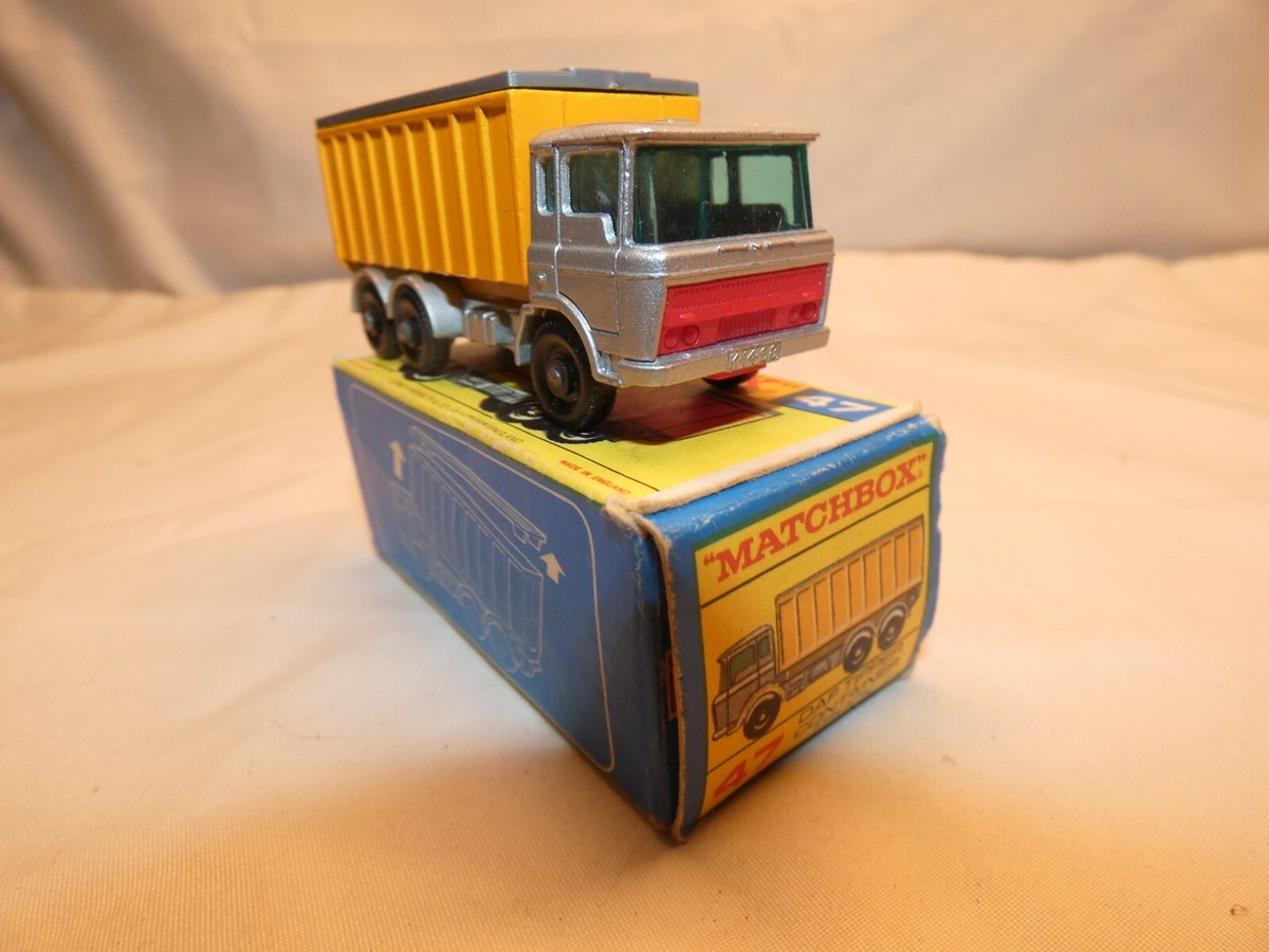 VINTAGE 1960's MATCHBOX LESNEY #47 DAF TIPPER CONTAINER TRUCK WITH