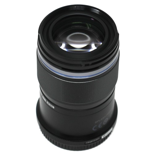 Olympus 60mm f2.8 Macro Lens M.Zuiko Digital ED + Filter Kit 46mm - Picture 11 of 13