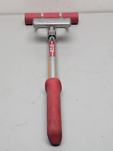 ROBERTS 7.5" W x 1.5" D Power-Lok Extendible Vinyl VCT Linoleum Flooring Roller
