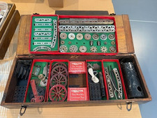 1924/1925 A C GILBERT ERECTOR SET #7 Wood Box Inv & Organized 95% complete