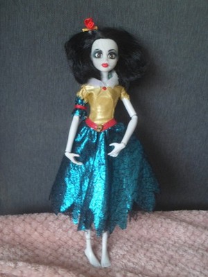 ORIG ONCE UPON A ZOMBIE PUPPE 2012 WOW WEE SELTEN SCHNEEWITTCHEN SEHR GUTER ZUSTAND