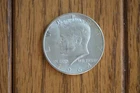 1964 50C Kennedy Half Dollar Silver 0.9 Fineness Uncertified Coin Philadelphia