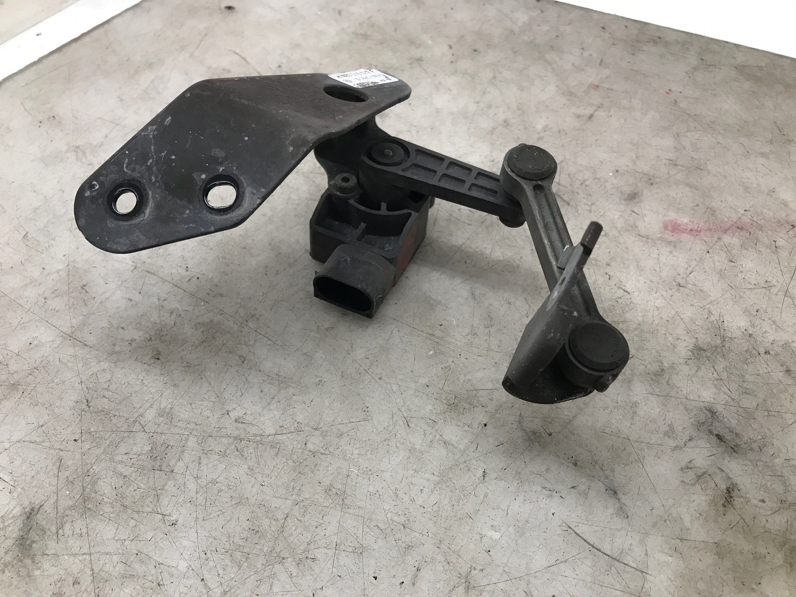 2006-2012 BENTLEY CONTINENTAL LEFT & RIGHT REAR RIDE HEIGHT SENSOR 4E0616571E