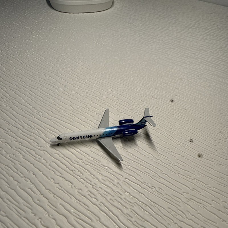 Contour Airlines ERJ-145 N12552 Gemini Jets GJVTE2188 Scale 1:400 