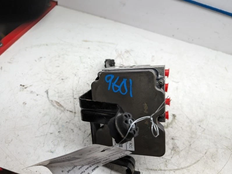 ABS Pump Anti-Lock Brake Part Assembly With Automatic Park Fits 15-19 BMW X6 752 - Image 2 of 4