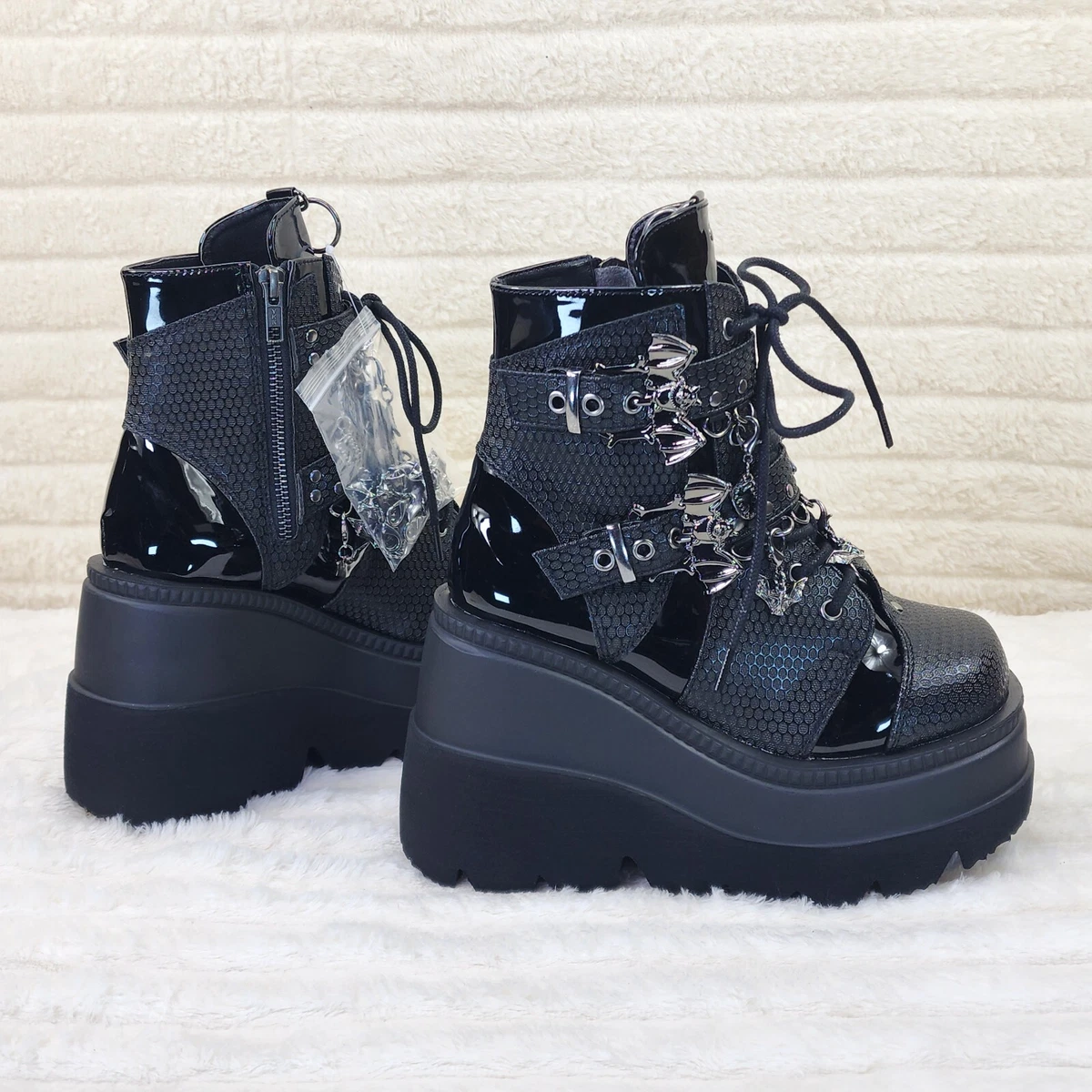 Shaker 66 Black Matte Patent Platform 4.5