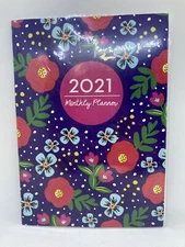 2021 Monthly Planner 32 Pages 6.7" x 9.3"