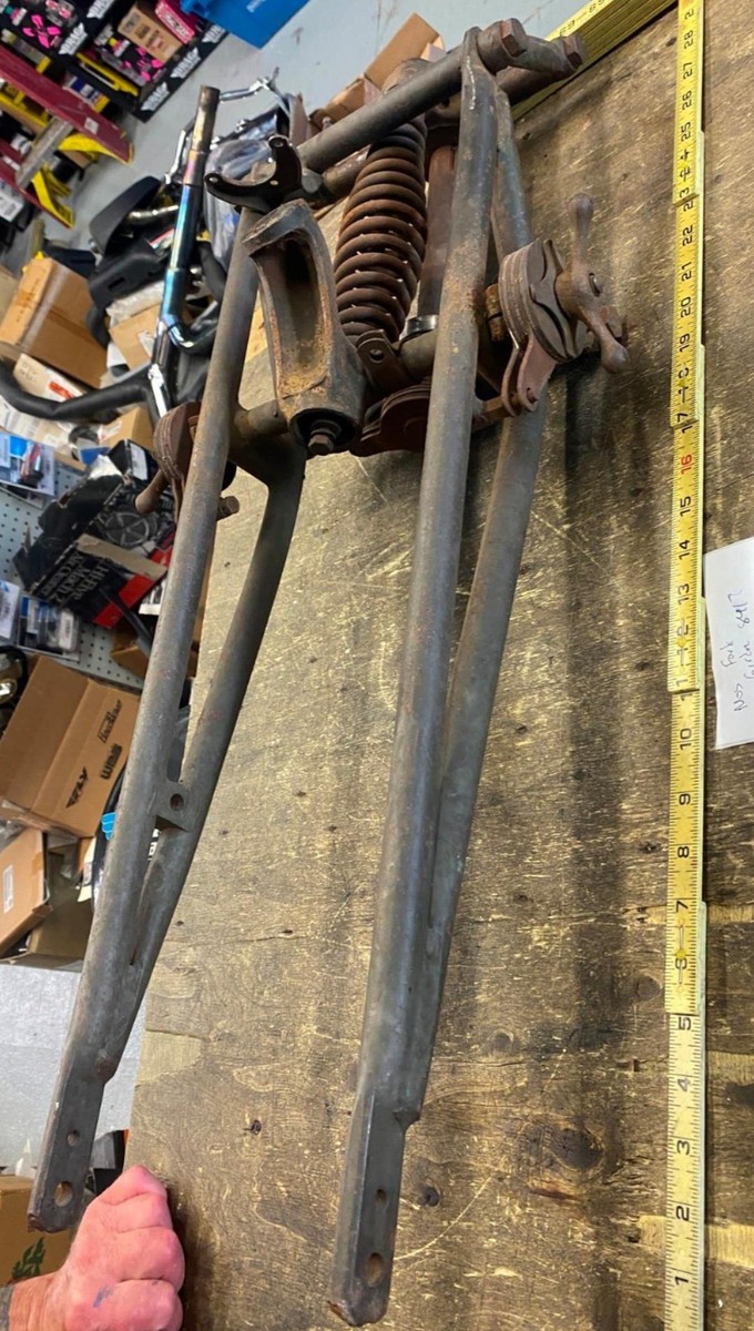 ビンテージインディアンバスケット 1940s Indian Sport Scout 741 841 OEM Girder Front Fork NOS Vtg